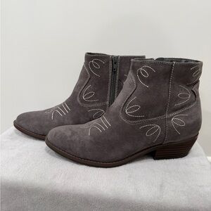 Kohl's Charcoal Embroidered Ankle Booties
